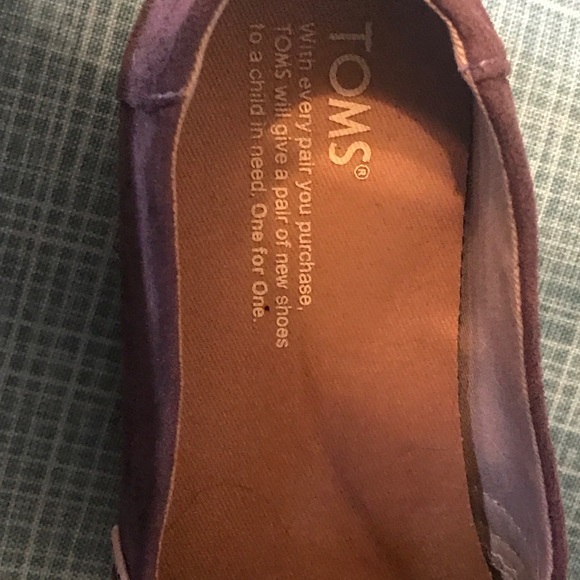 Toms - Women’s Size 7 Dark Purple Slip-Ons - Picture 5 of 6